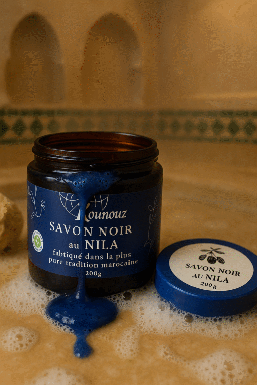 ChatGPT Image 14 nov. 2025, 10_13_24 Savon noir à la poudre Nila