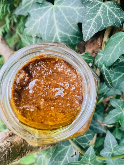 Mélange de miel -défense immunitaire- source de protéines